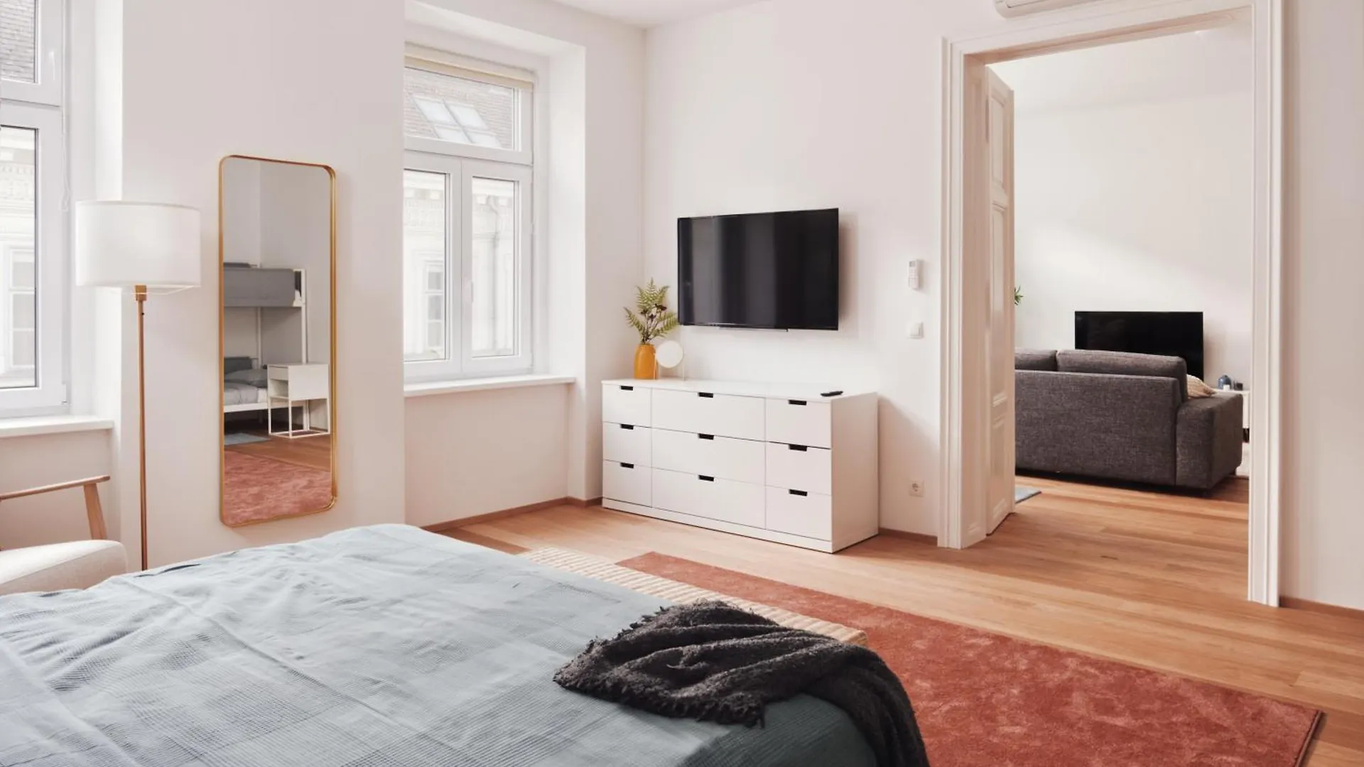 Elegant Premium Apartment In Central Vienna